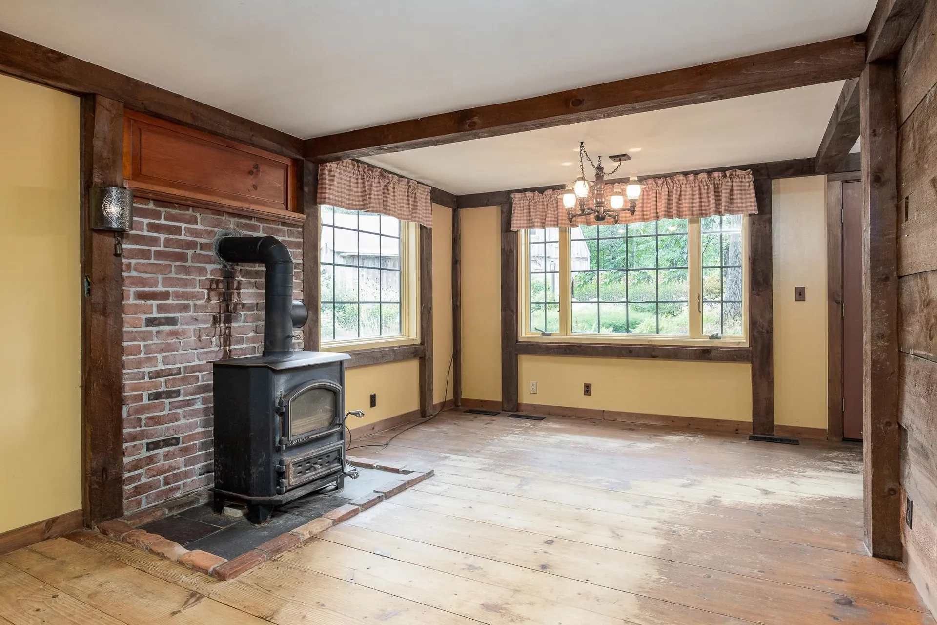 74 Thornton Road New Boston NH 03070