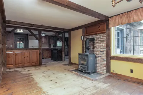 74 Thornton Road New Boston NH 03070