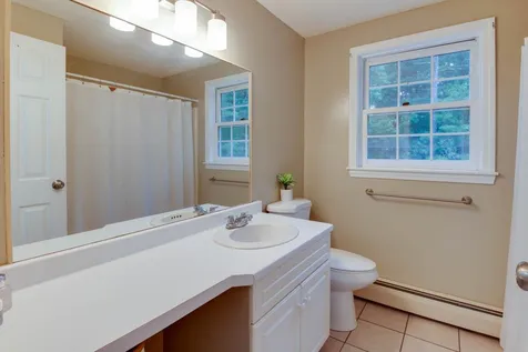 1 Doreen Drive Pelham NH 03076