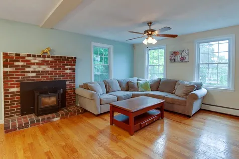1 Doreen Drive Pelham NH 03076