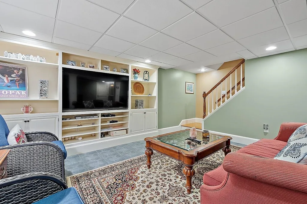 49 Dickinson Road Keene NH 03431