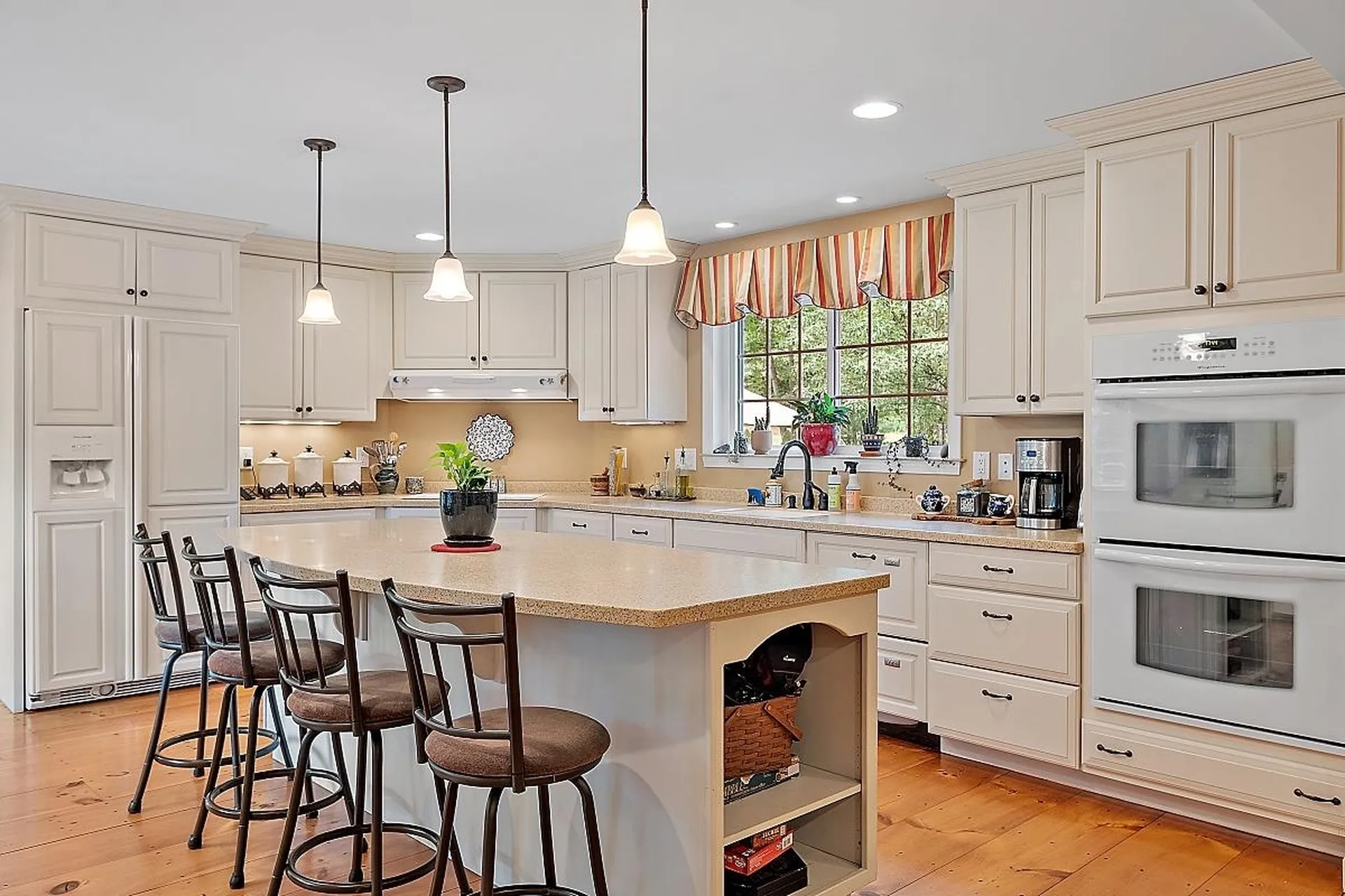 49 Dickinson Road Keene NH 03431
