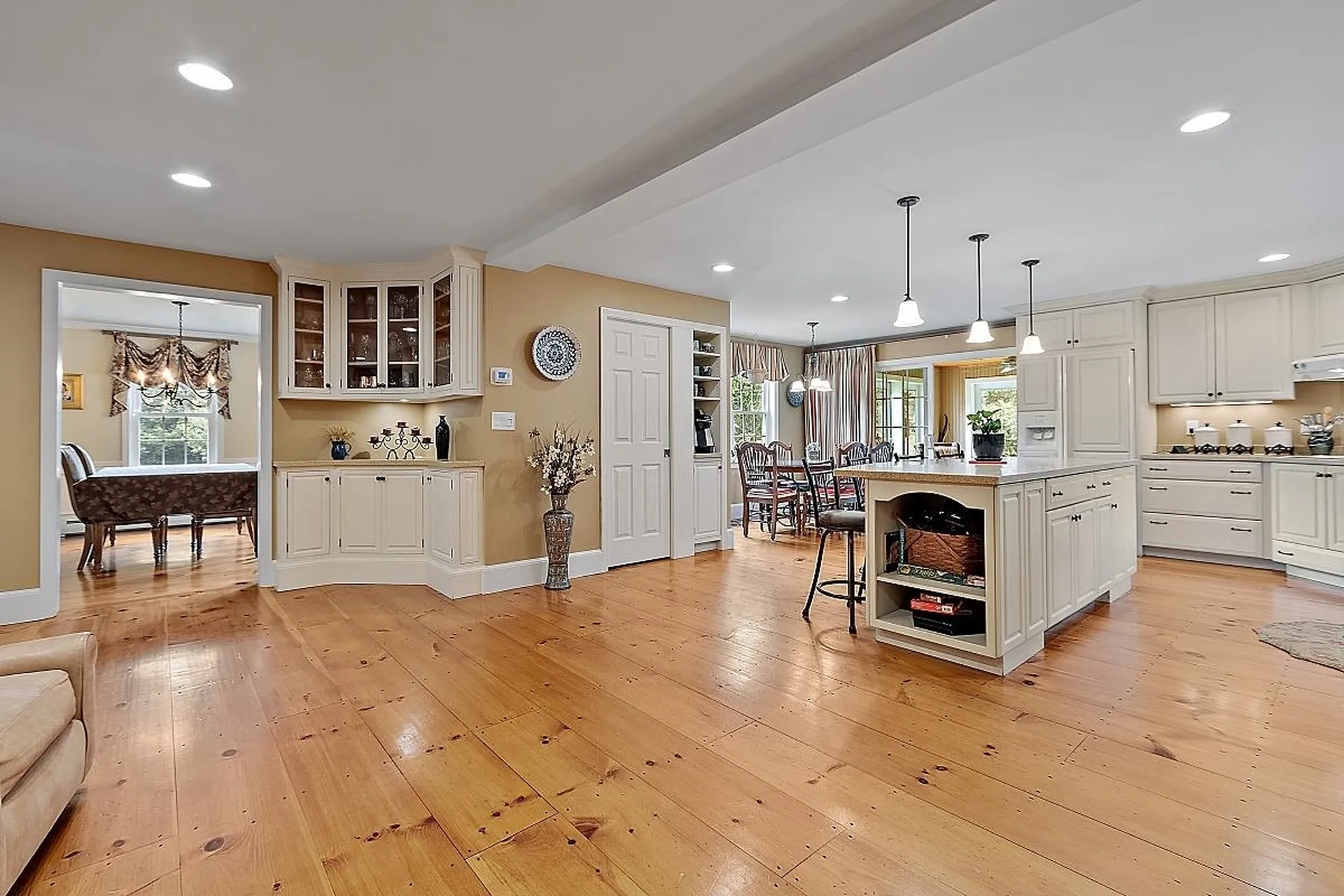 49 Dickinson Road Keene NH 03431