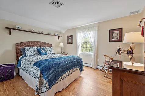 49 Dickinson Road Keene NH 03431