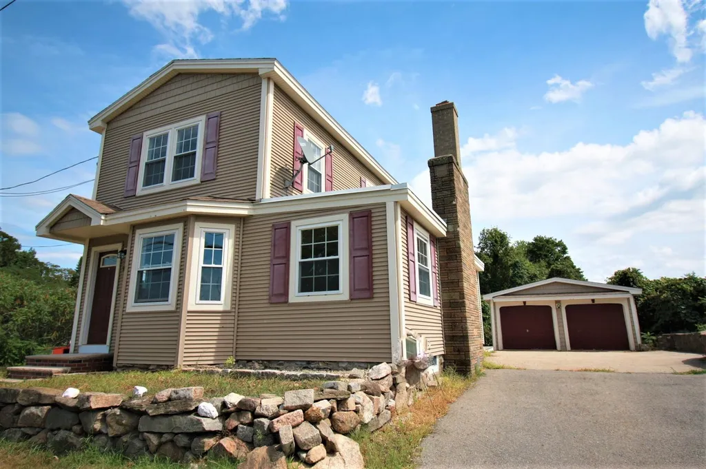 97 Range Road Windham NH 03087