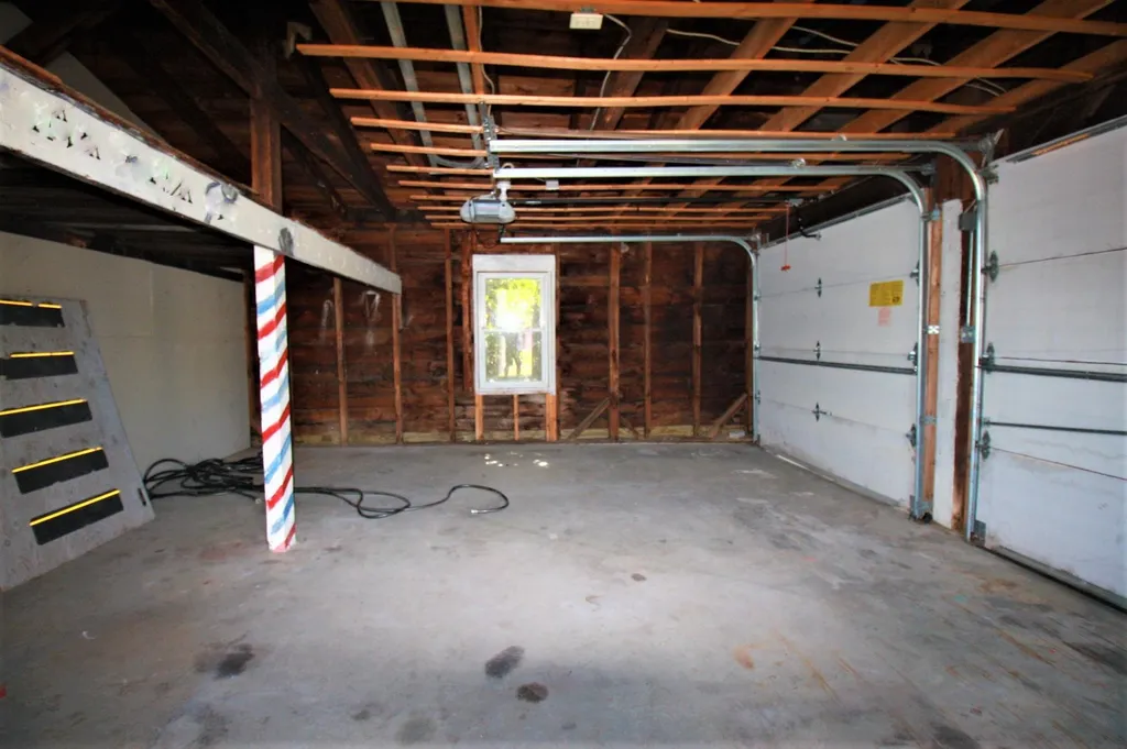 97 Range Road Windham NH 03087