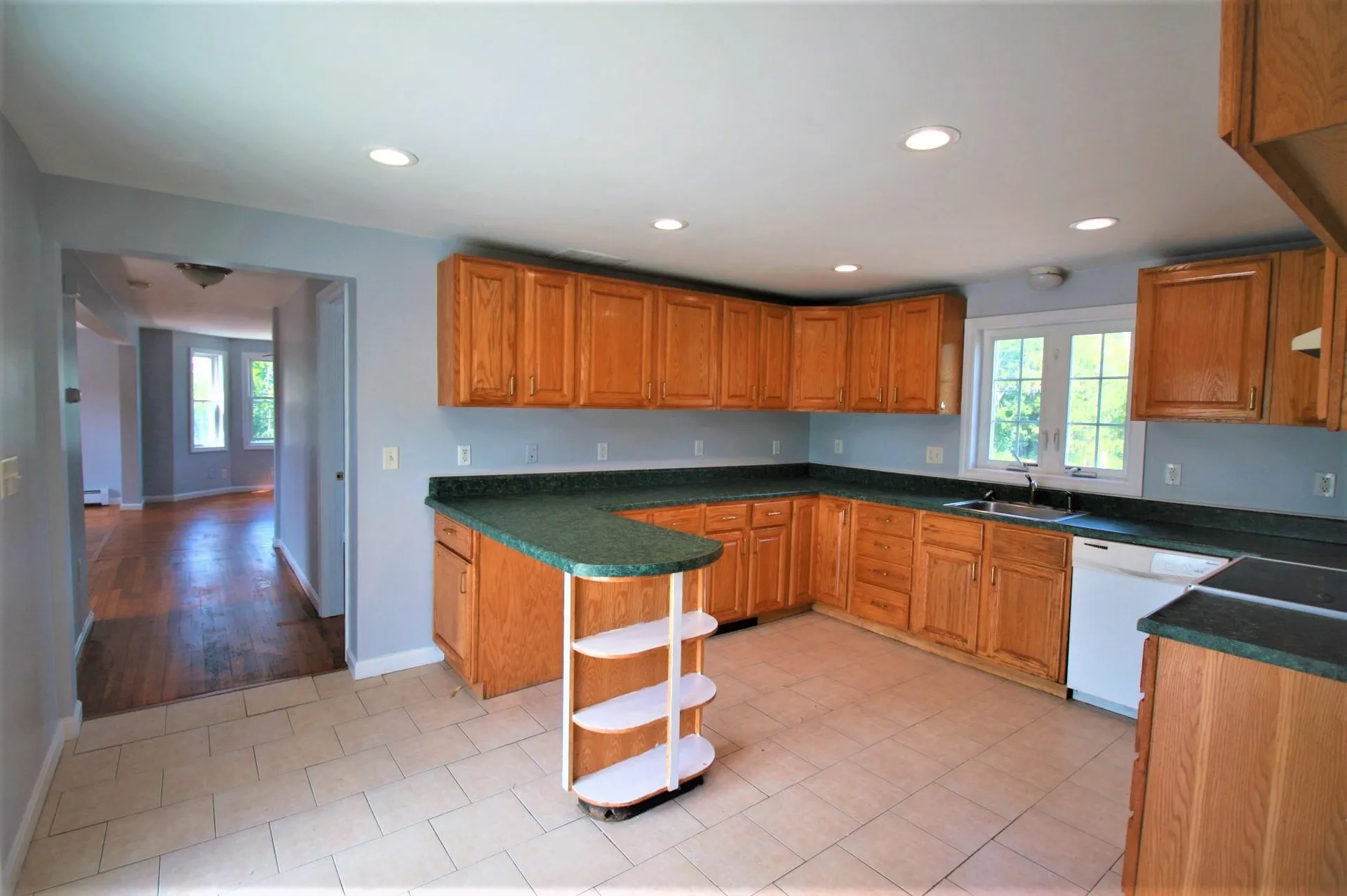 97 Range Road Windham NH 03087