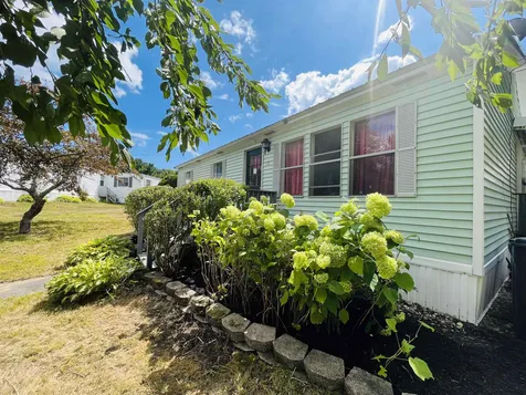 1 Limestone Way North Hampton NH 03862