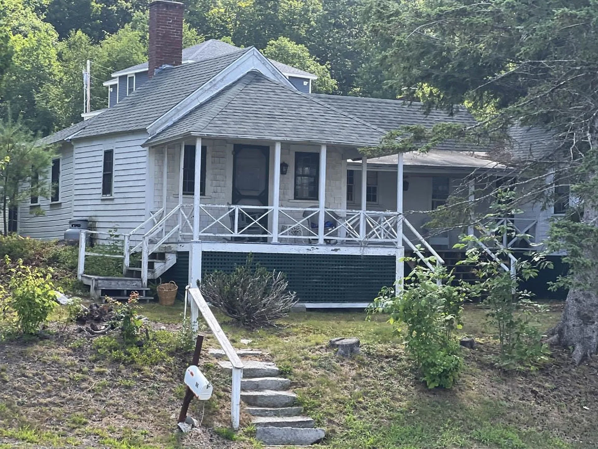 2 Brooks Circle Hebron NH 03241