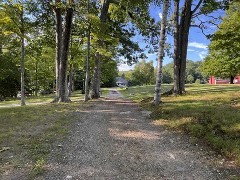 2 Brooks Circle Hebron NH 03241
