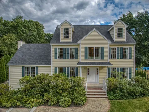 18 Corliss Road Windham NH 03087