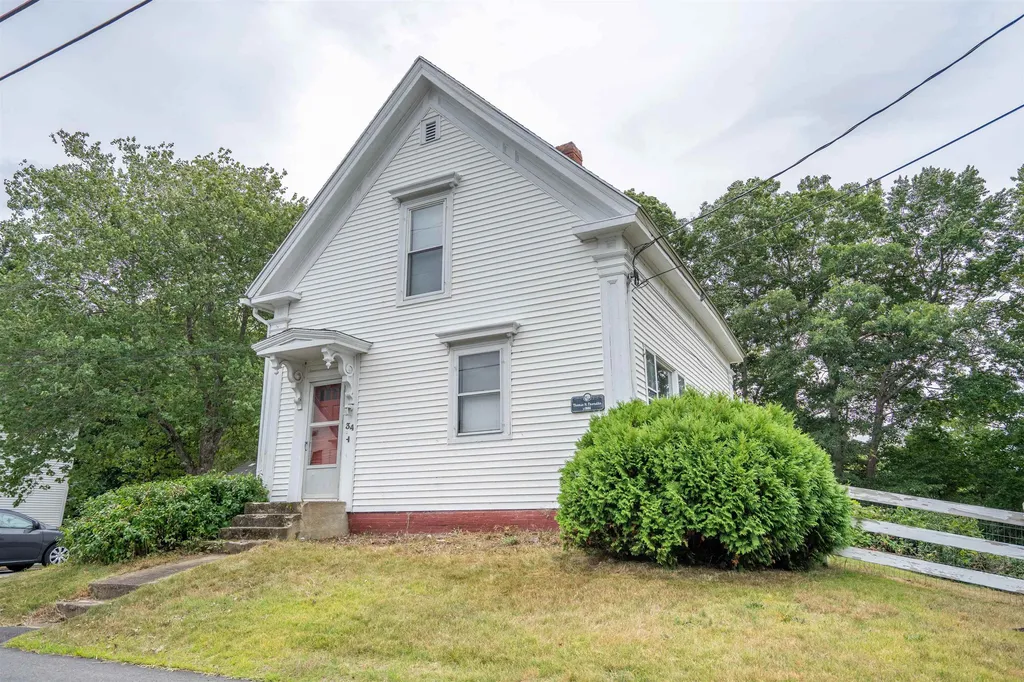 34 Bridge Street Pittsfield NH 03263