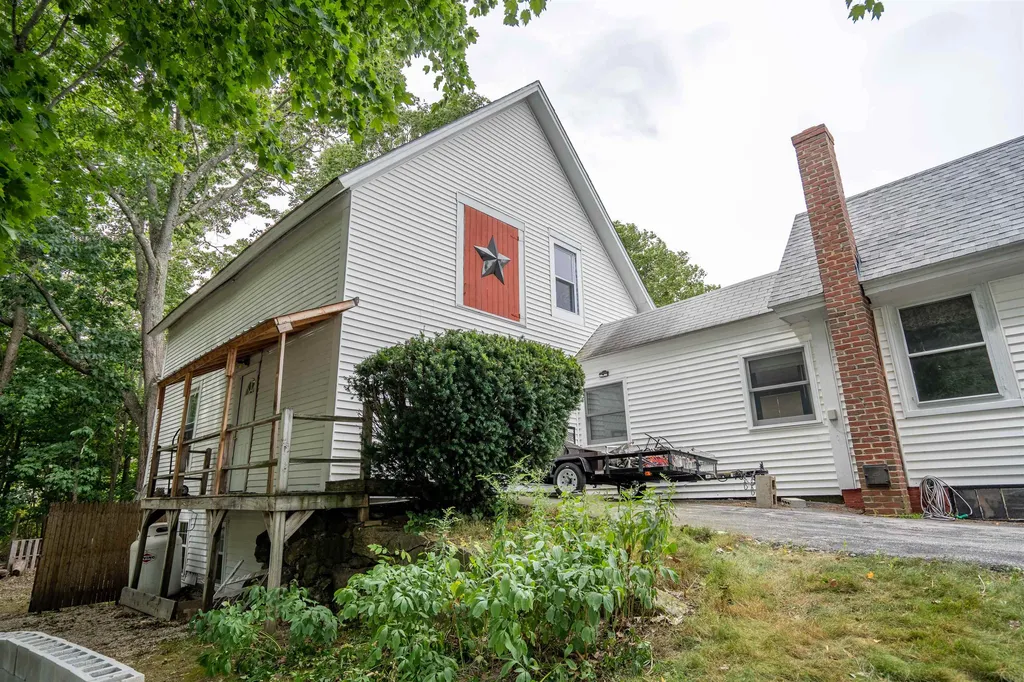34 Bridge Street Pittsfield NH 03263