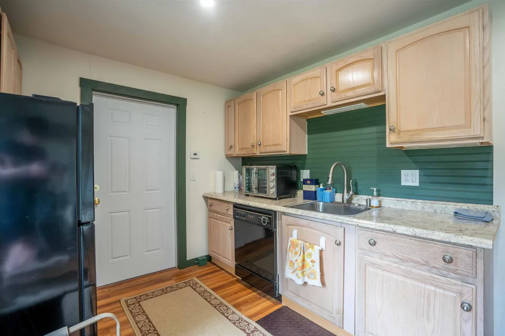 34 Bridge Street Pittsfield NH 03263