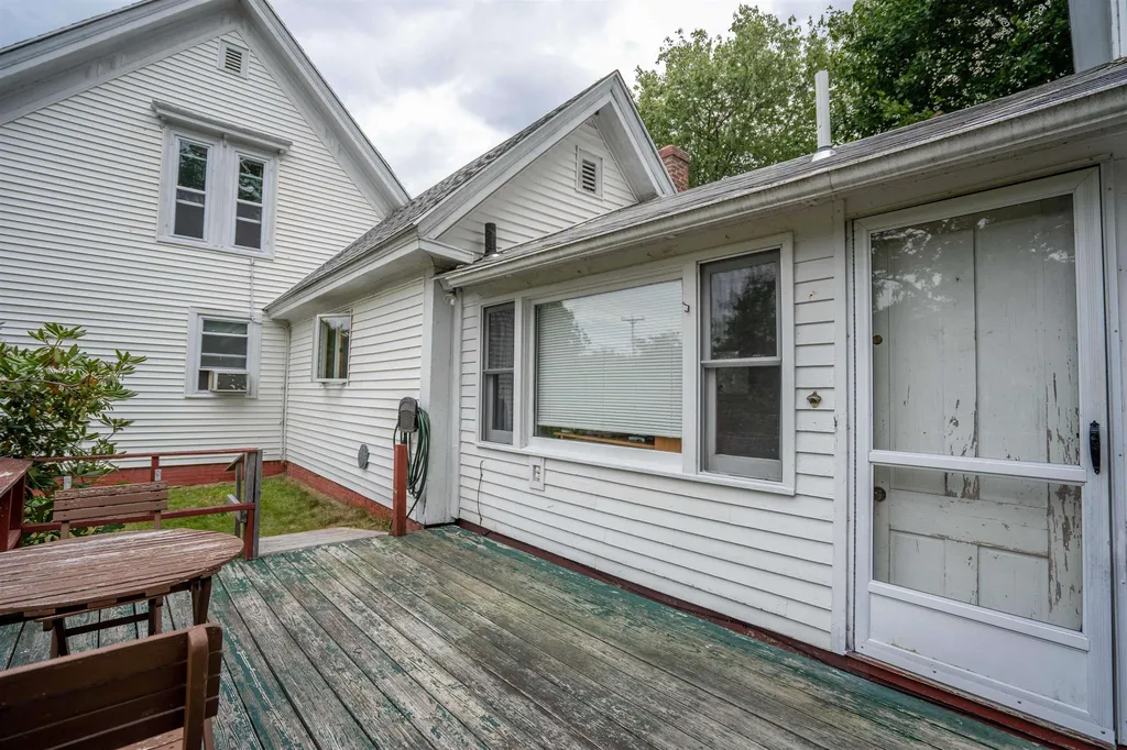 34 Bridge Street Pittsfield NH 03263