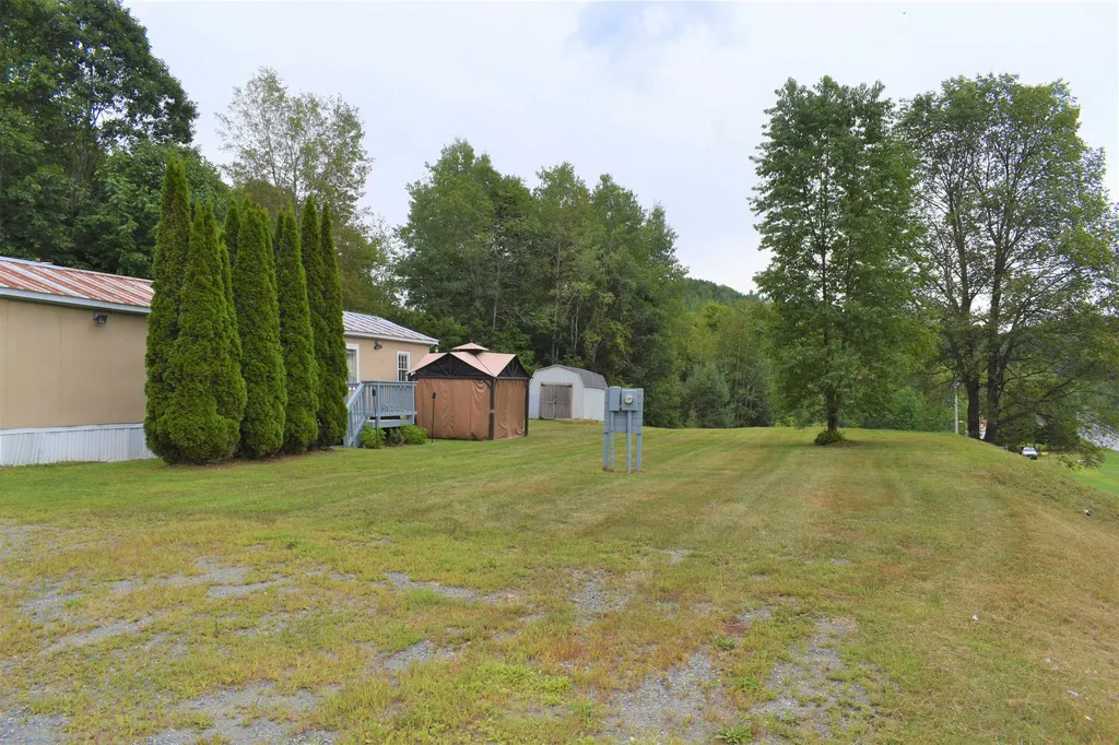 6188 Vt Route 113 Thetford VT 05075