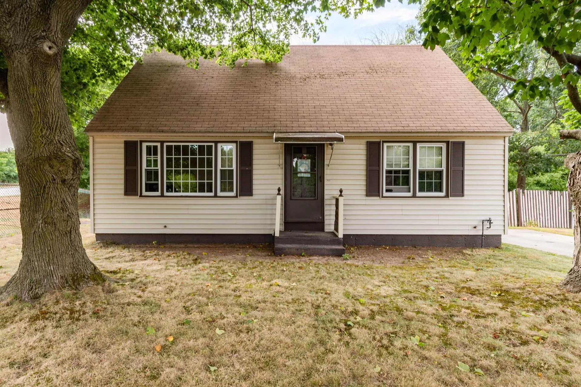 633 S Main Street Nashua NH 03060