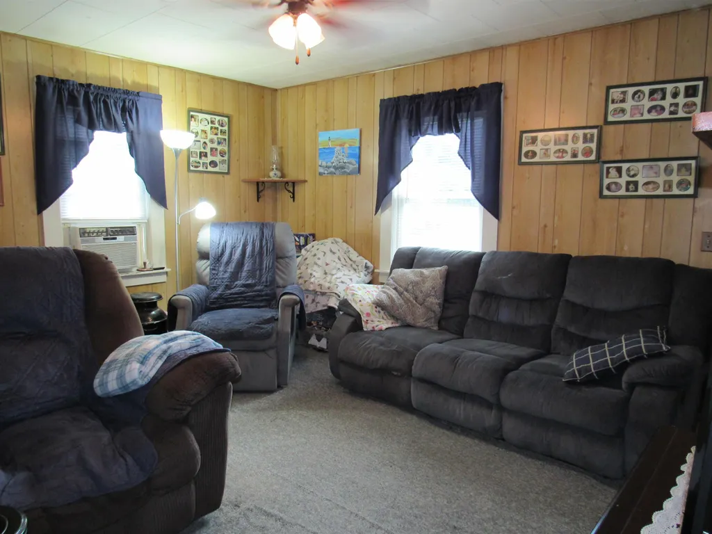 29 Cedar Street Claremont NH 03743