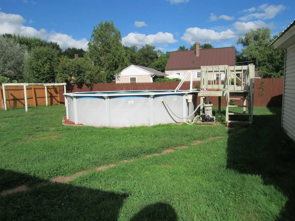 29 Cedar Street Claremont NH 03743