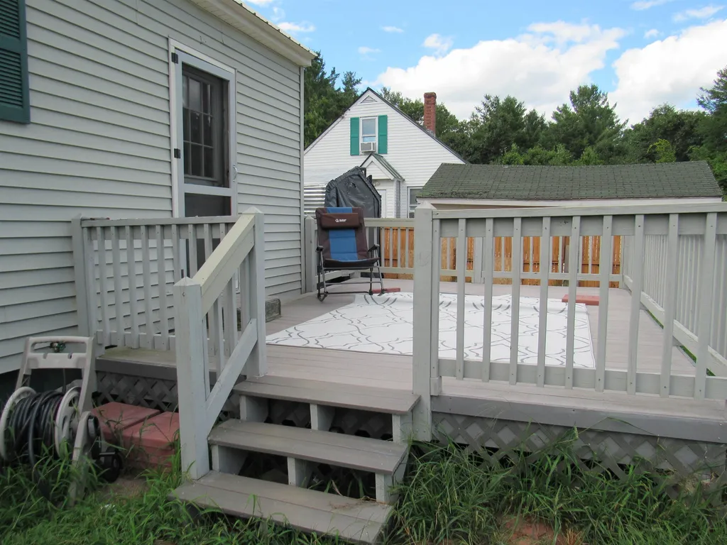 29 Cedar Street Claremont NH 03743