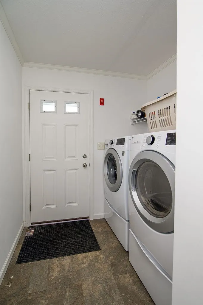 303 Salmon Avenue Portsmouth NH 03801