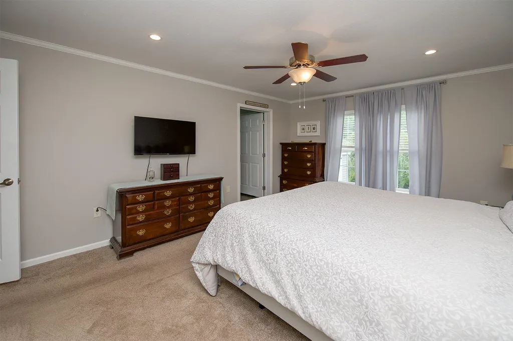 303 Salmon Avenue Portsmouth NH 03801