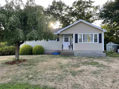 34 Langholm Drive Nashua NH 03062