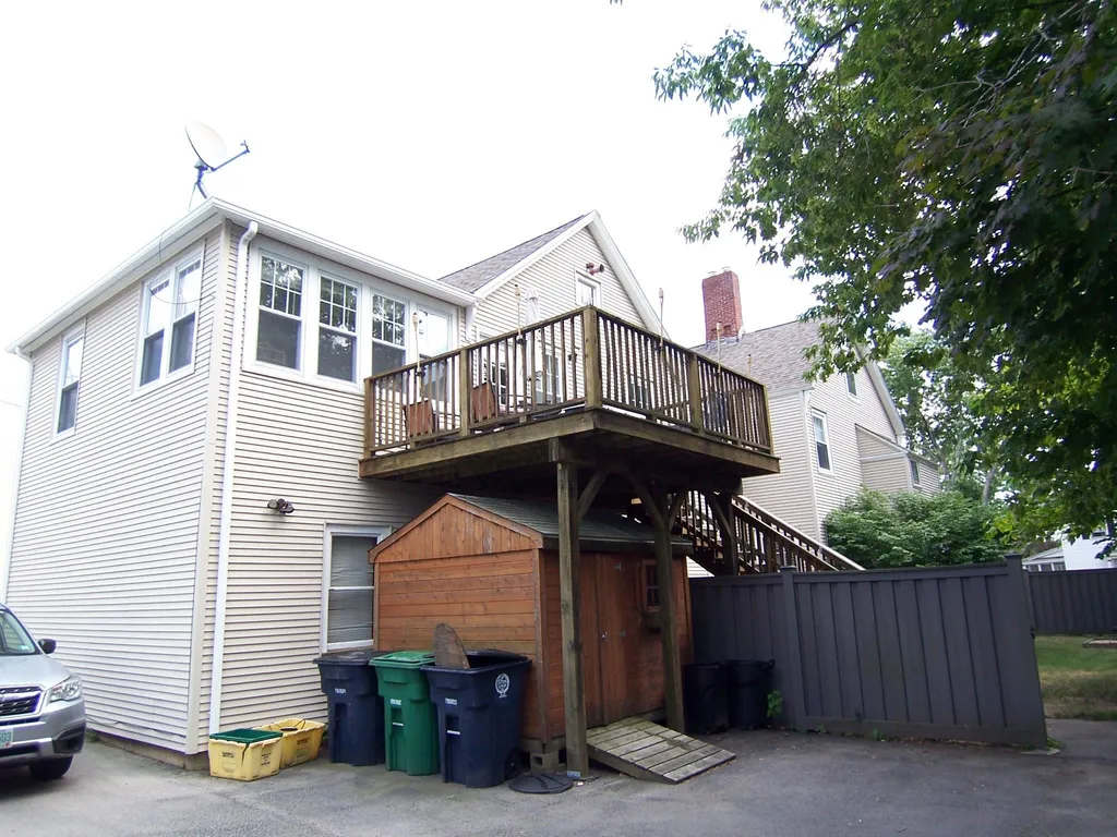 13 Cushing Avenue Nashua NH 03064