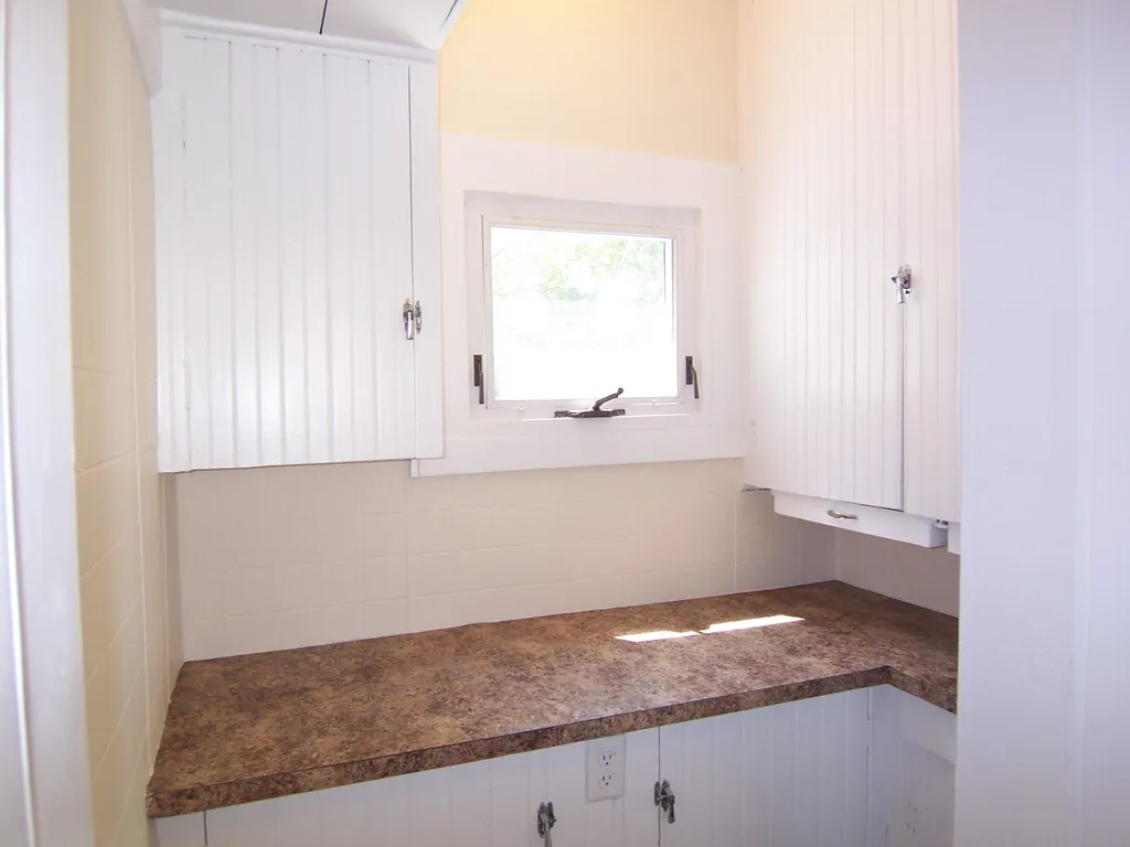 13 Cushing Avenue Nashua NH 03064