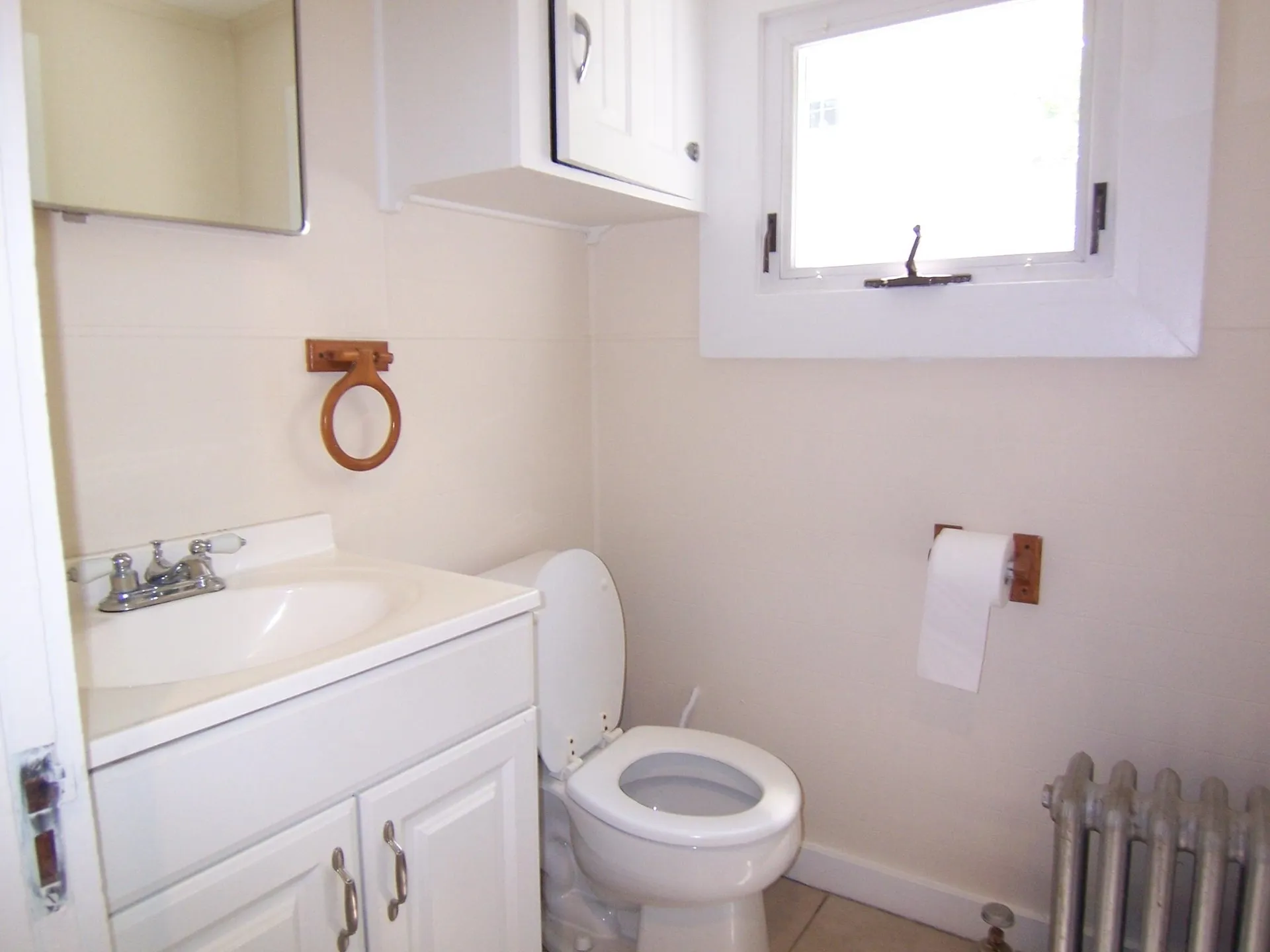13 Cushing Avenue Nashua NH 03064