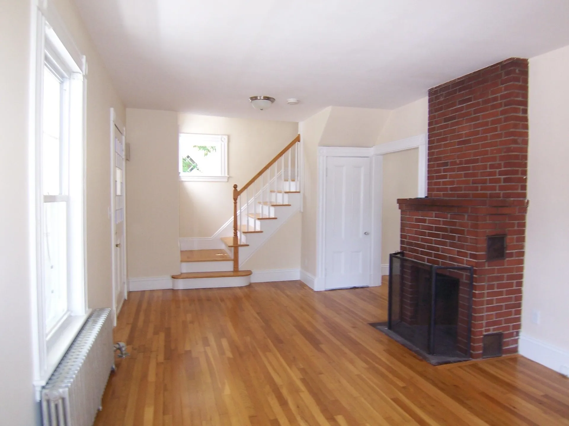 13 Cushing Avenue Nashua NH 03064