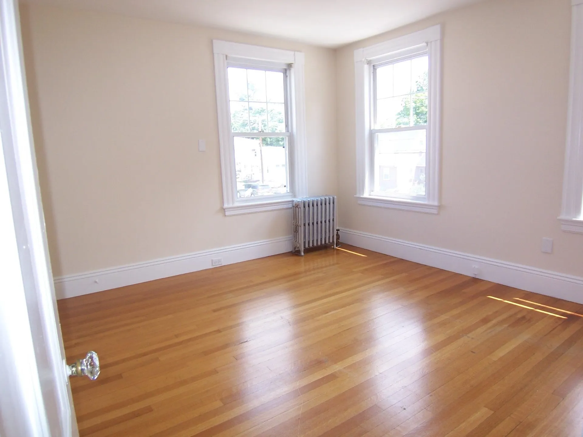 13 Cushing Avenue Nashua NH 03064