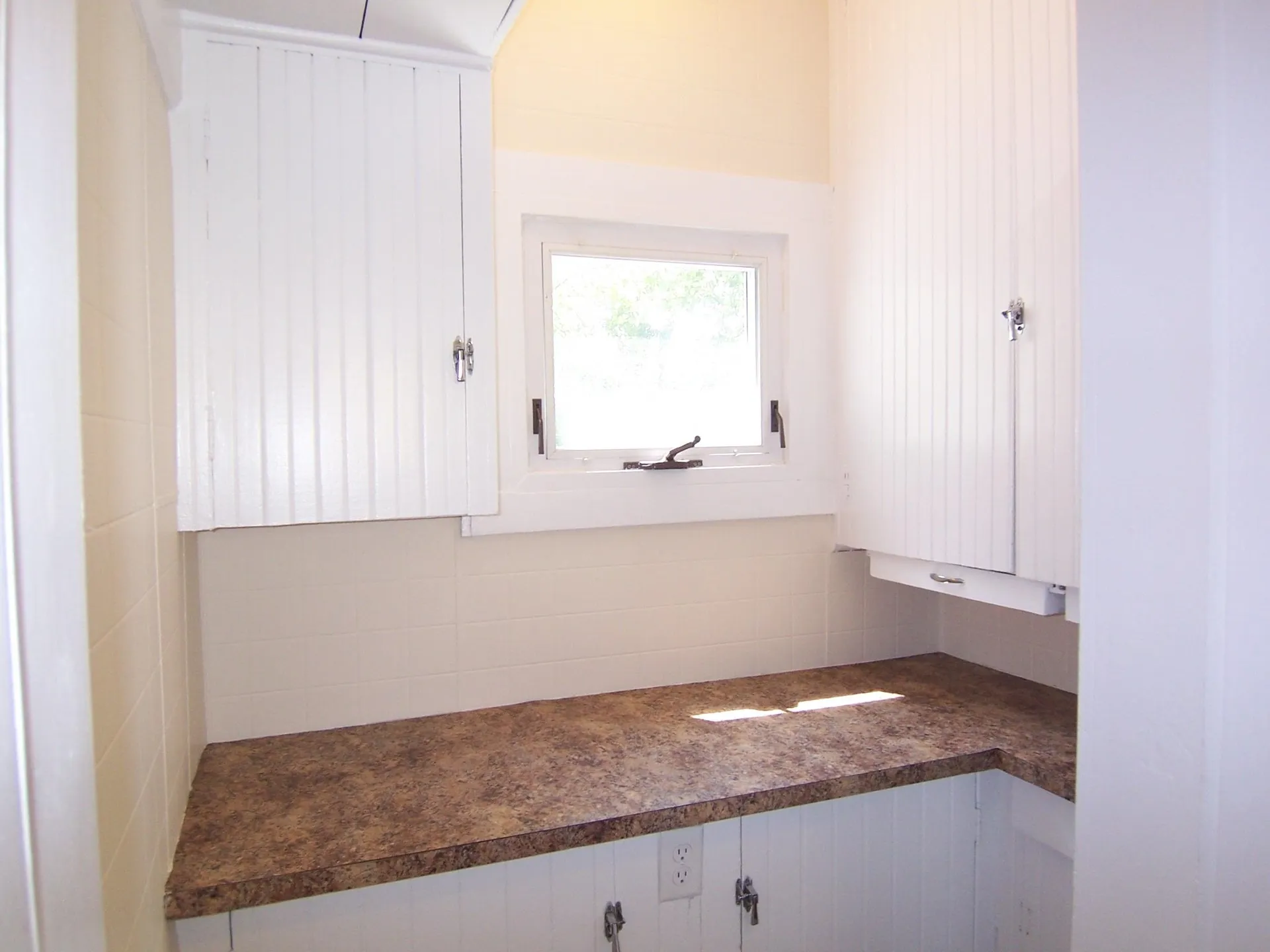 13 Cushing Avenue Nashua NH 03064