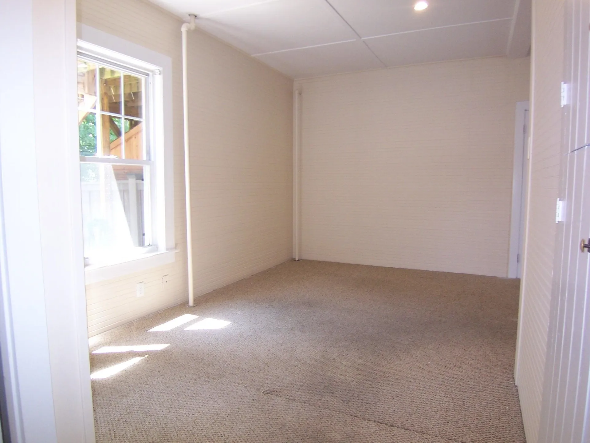 13 Cushing Avenue Nashua NH 03064