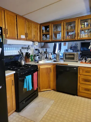 343 Old Lakeshore Road Gilford NH 03249