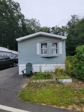 343 Old Lakeshore Road Gilford NH 03249