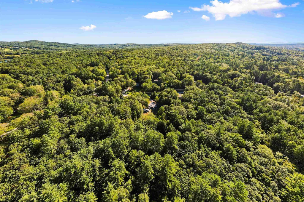 177 Tanglewood Drive Henniker NH 03242
