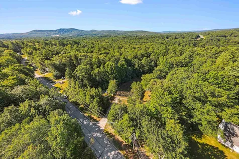 177 Tanglewood Drive Henniker NH 03242