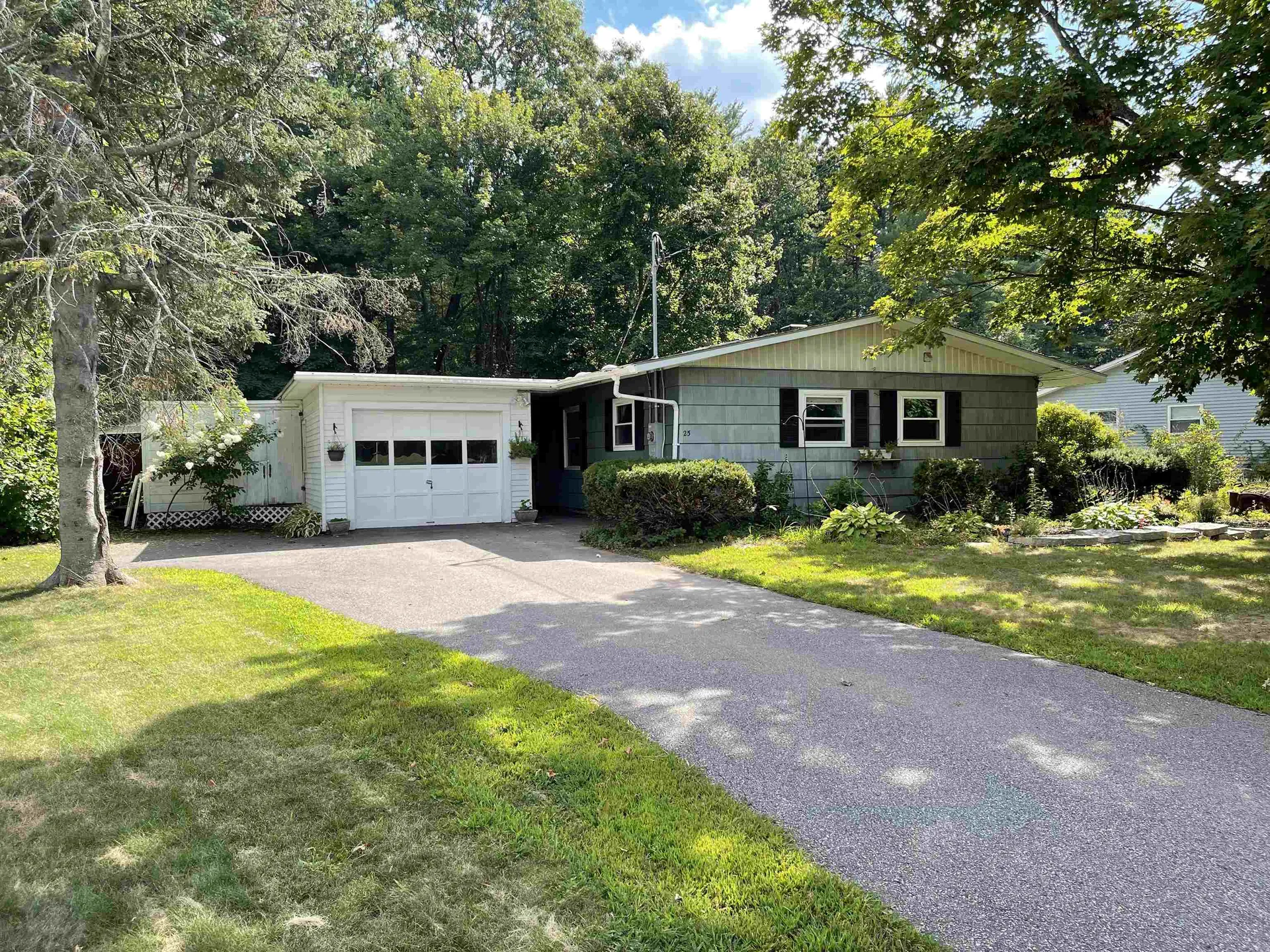 25 Conant Drive Concord NH 03301