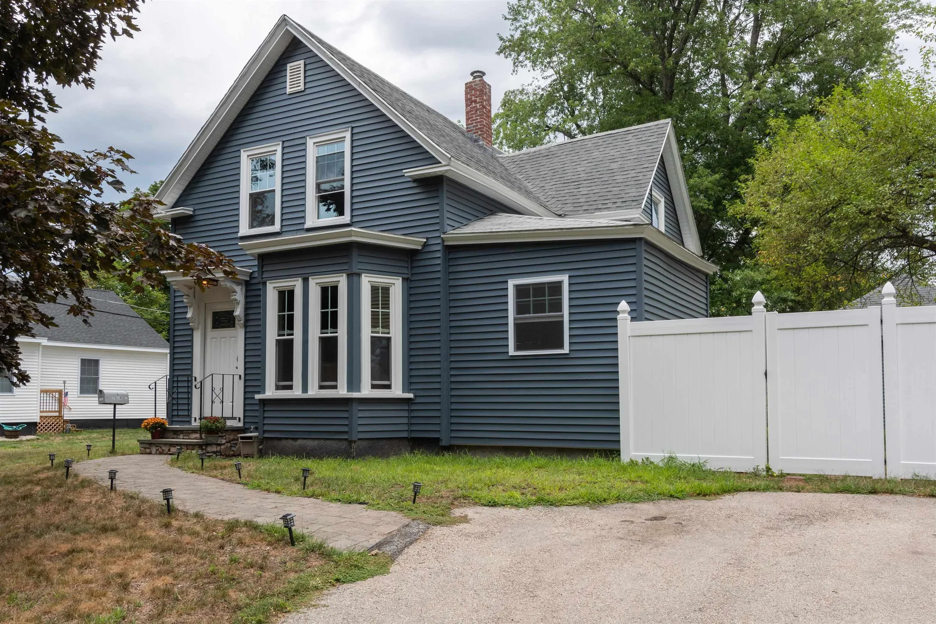 2 Spalding Street Nashua NH 03060
