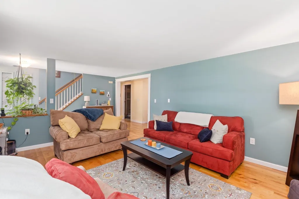 16 Picard Road Peterborough NH 03458