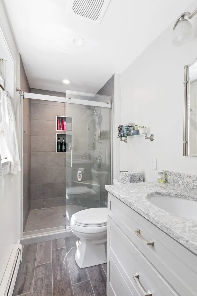 16 Picard Road Peterborough NH 03458