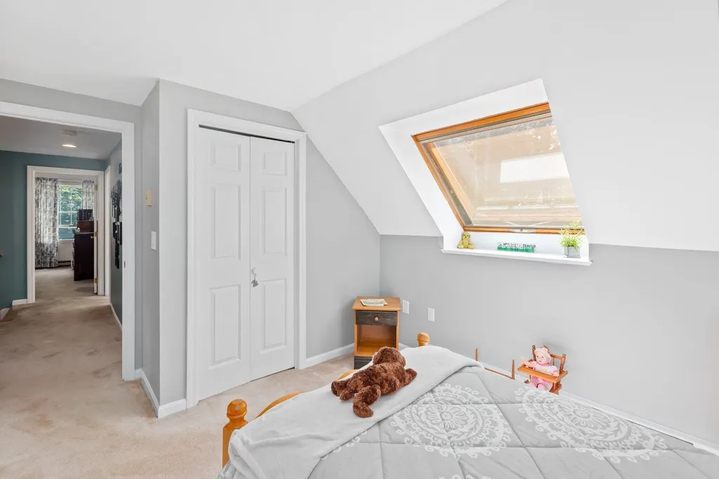 16 Picard Road Peterborough NH 03458