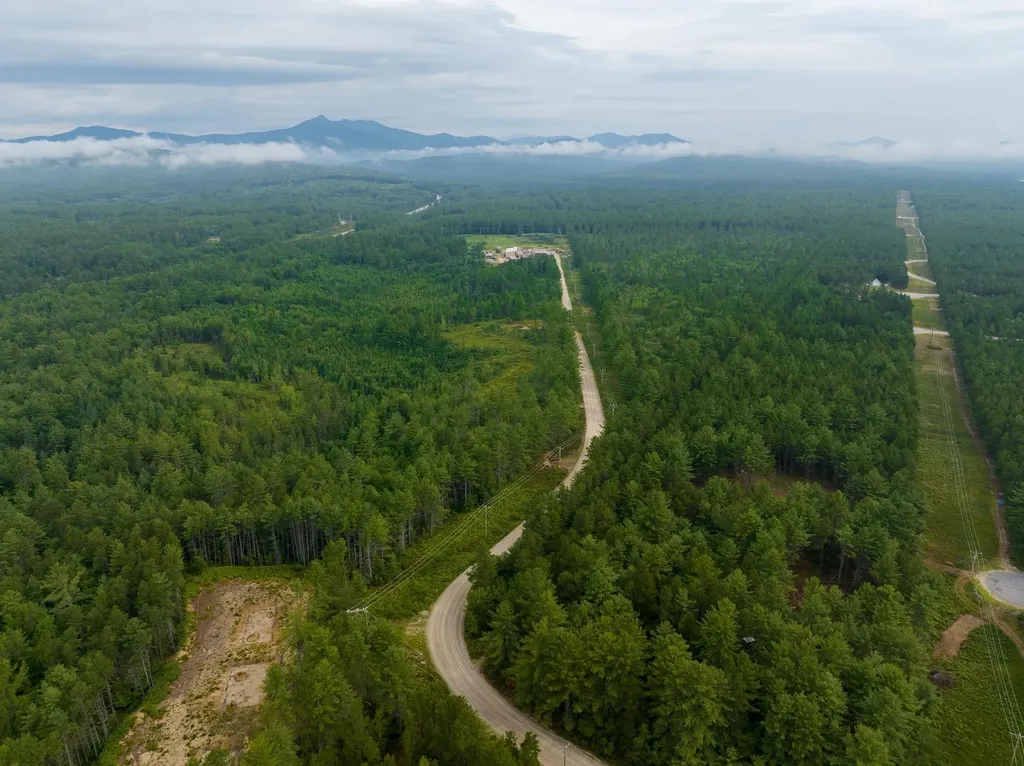 563 Plains Road Tamworth NH 03886