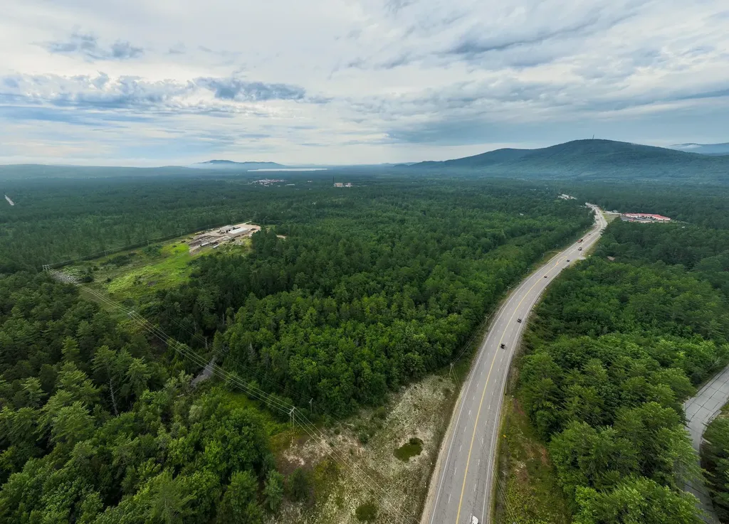 563 Plains Road Tamworth NH 03886