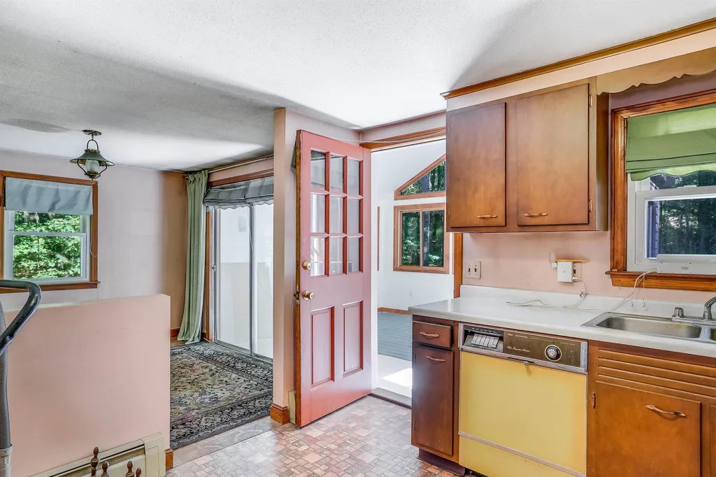 110 Londonderry Road Windham NH 03087