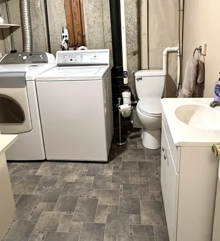 43 Vespa Lane Nashua NH 03064