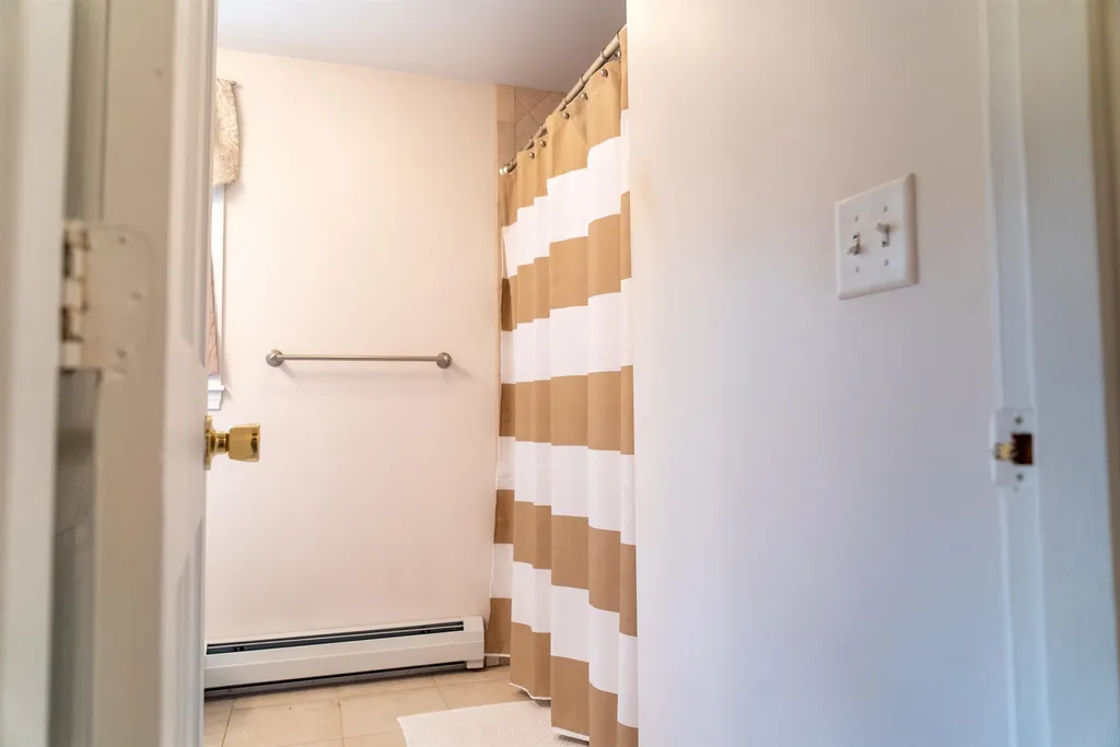 19 Ffrost Drive Durham NH 03824