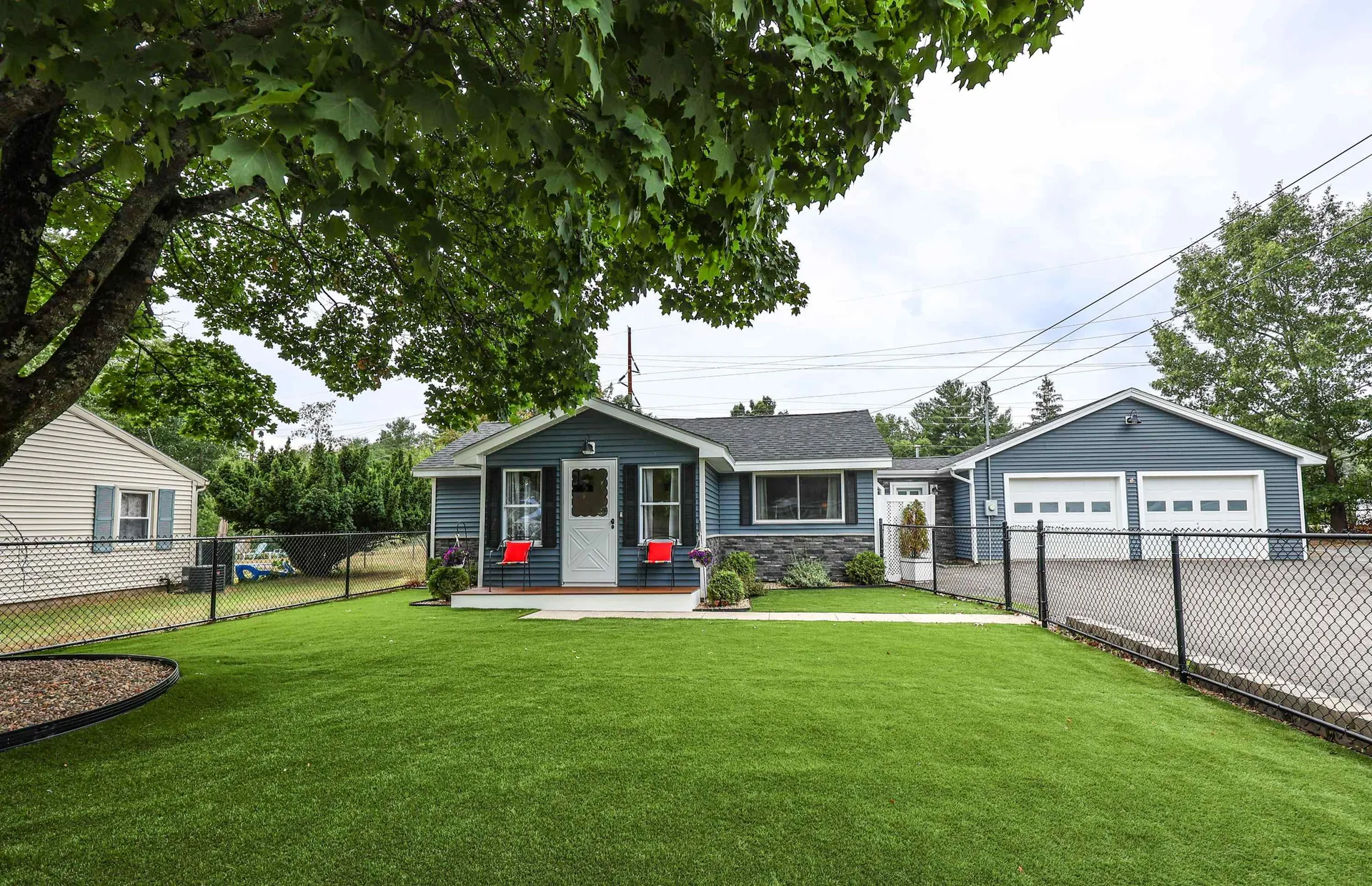 50 Adelaide Street Hudson NH 03051