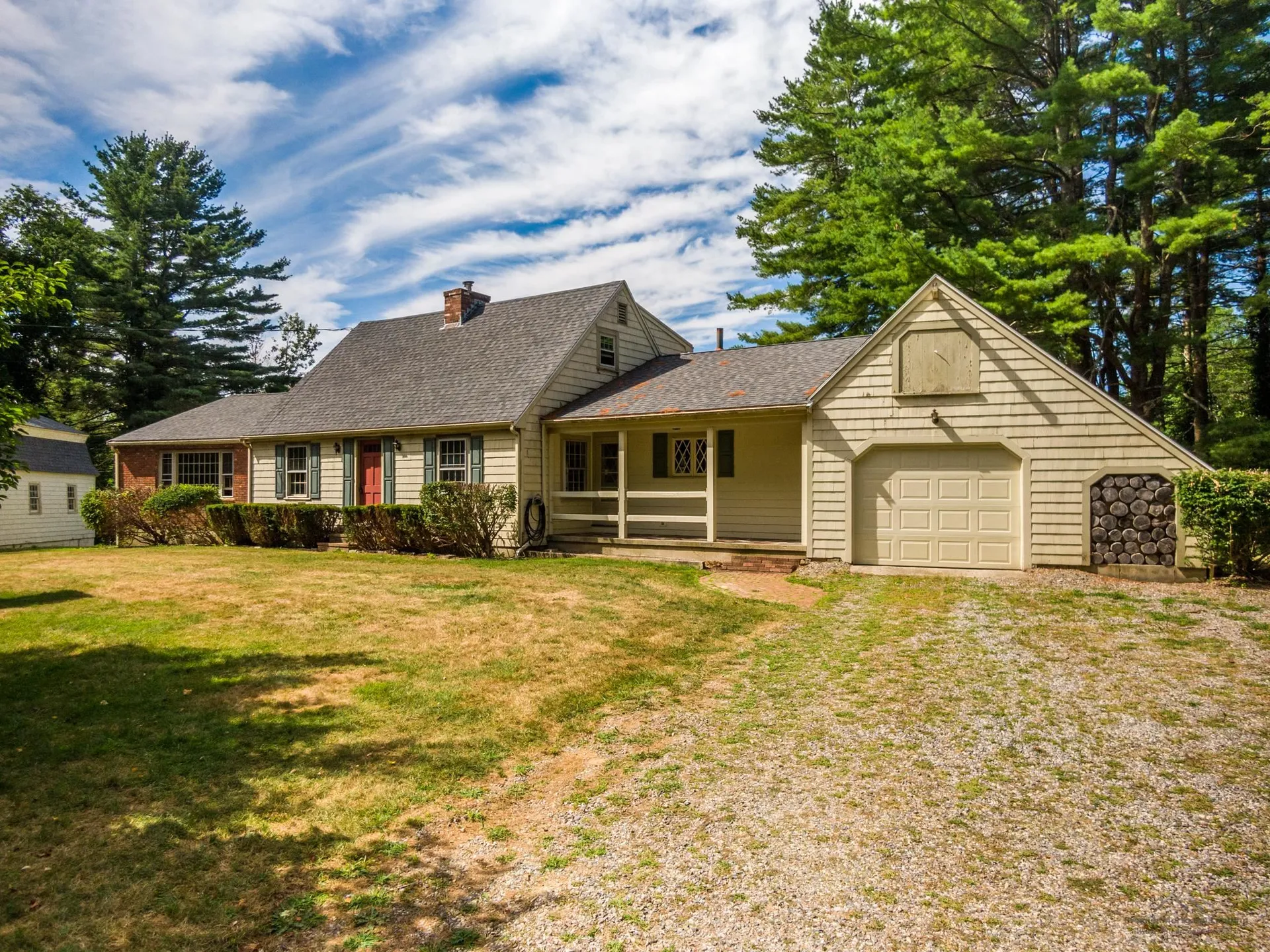 39 Locust Street South Hampton NH 03827